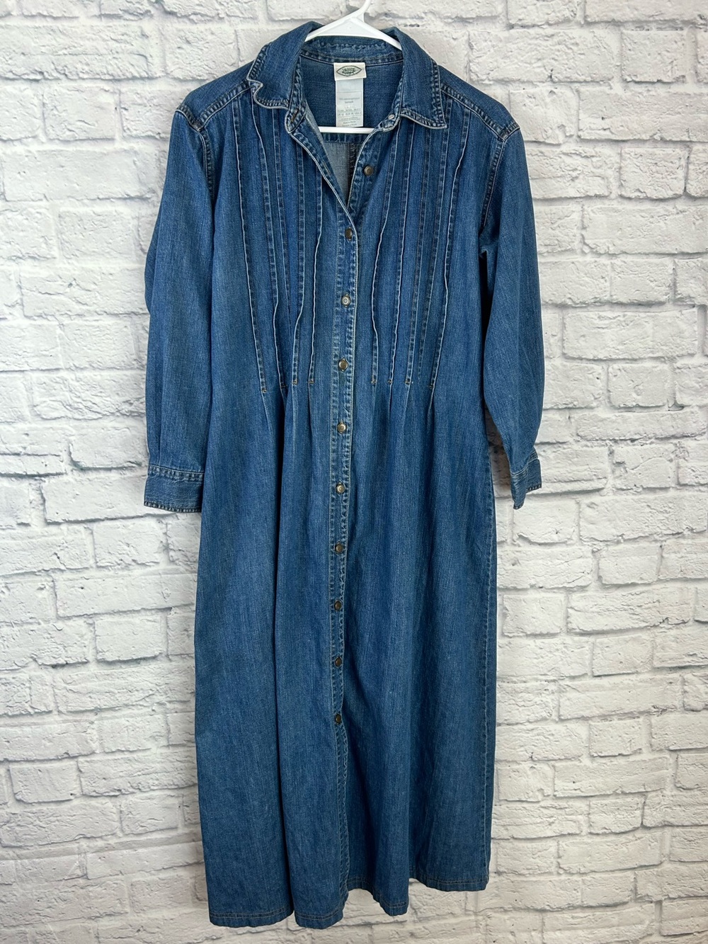 Laura Ashley Denim Midi Dress Women’s 8 Blue Pintuck Button Front Cottagecore - Picture 2 of 9